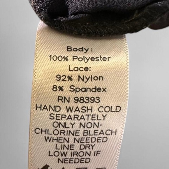 dennis by dennis basso Black Long Sheer Sleeve Lace Top - Picture 6 of 8